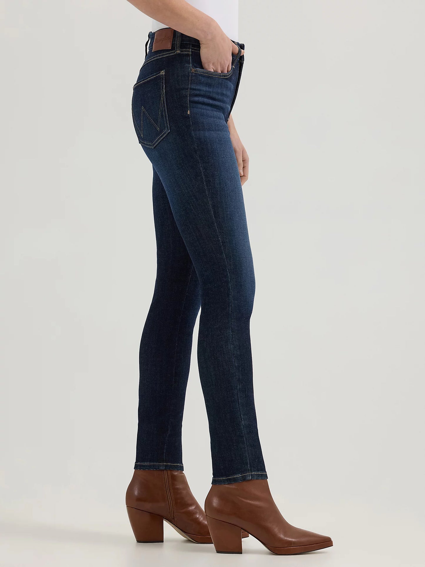 Wrangler Bespoke High Rise Rae Skinny Jean