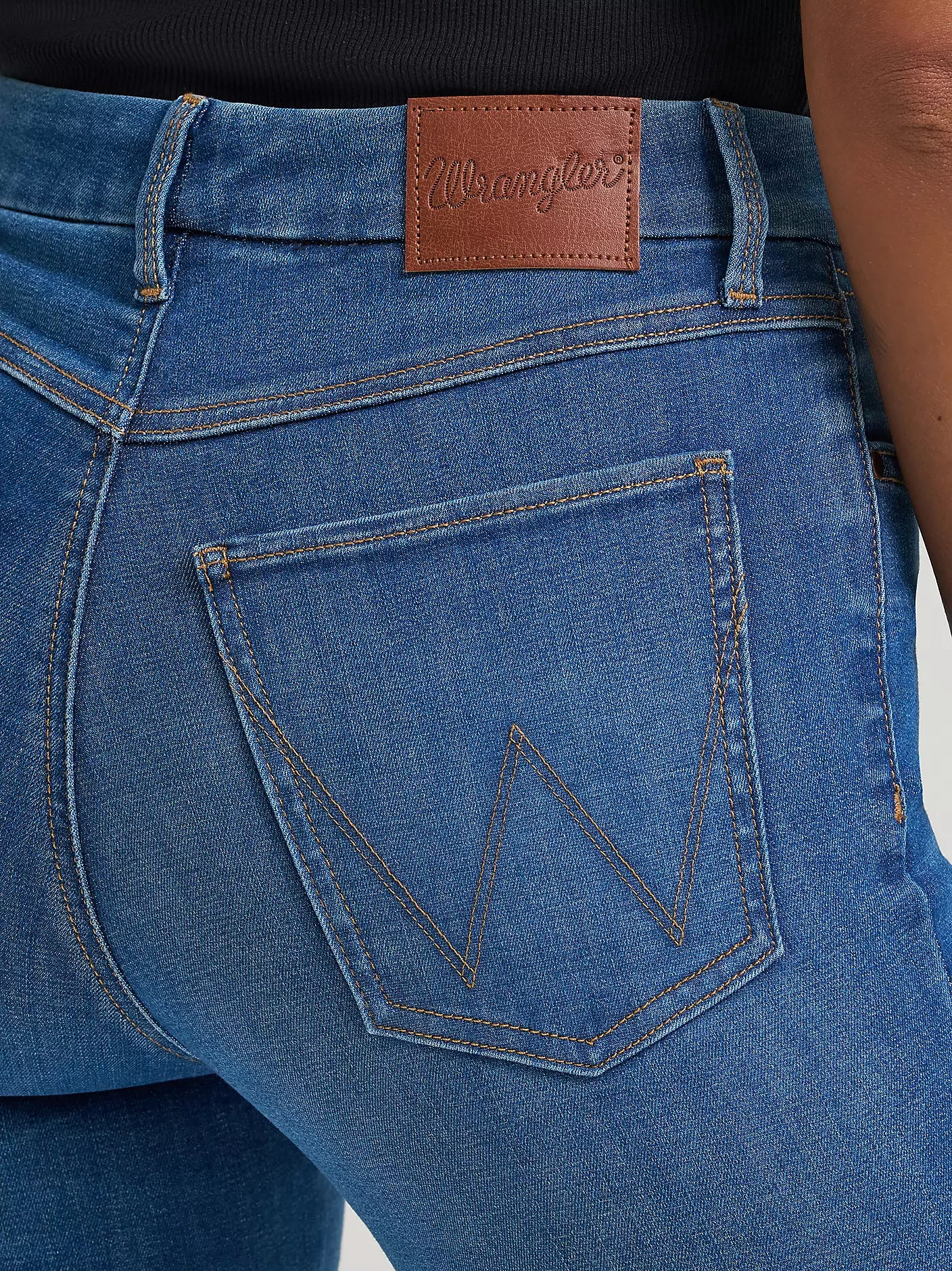 Wrangler Bespoke Pearl High Rise Bootcut Jean