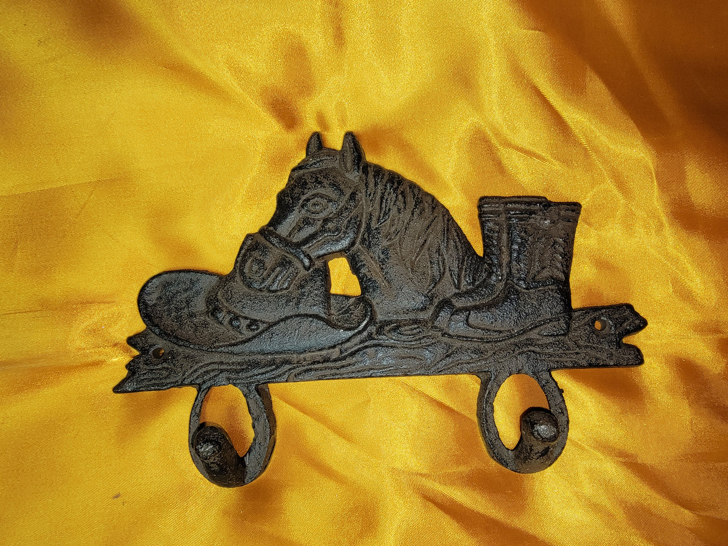 HORSE DOUBLE HOOK WALL HANGER (CAST METAL)