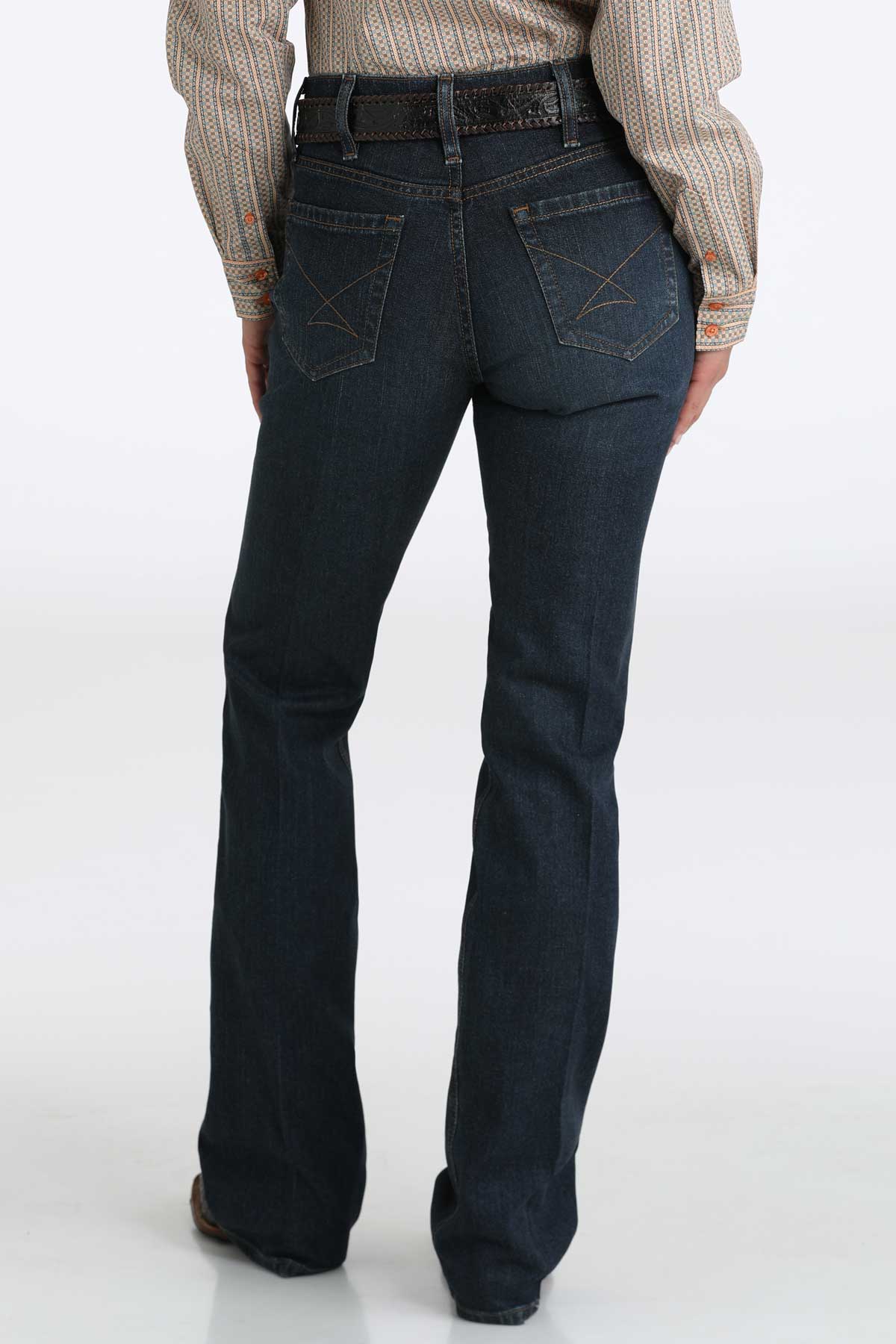 Cinch Ladies Dark Stonewash Classic Moderate Rise Slim Boot Cut Jean
