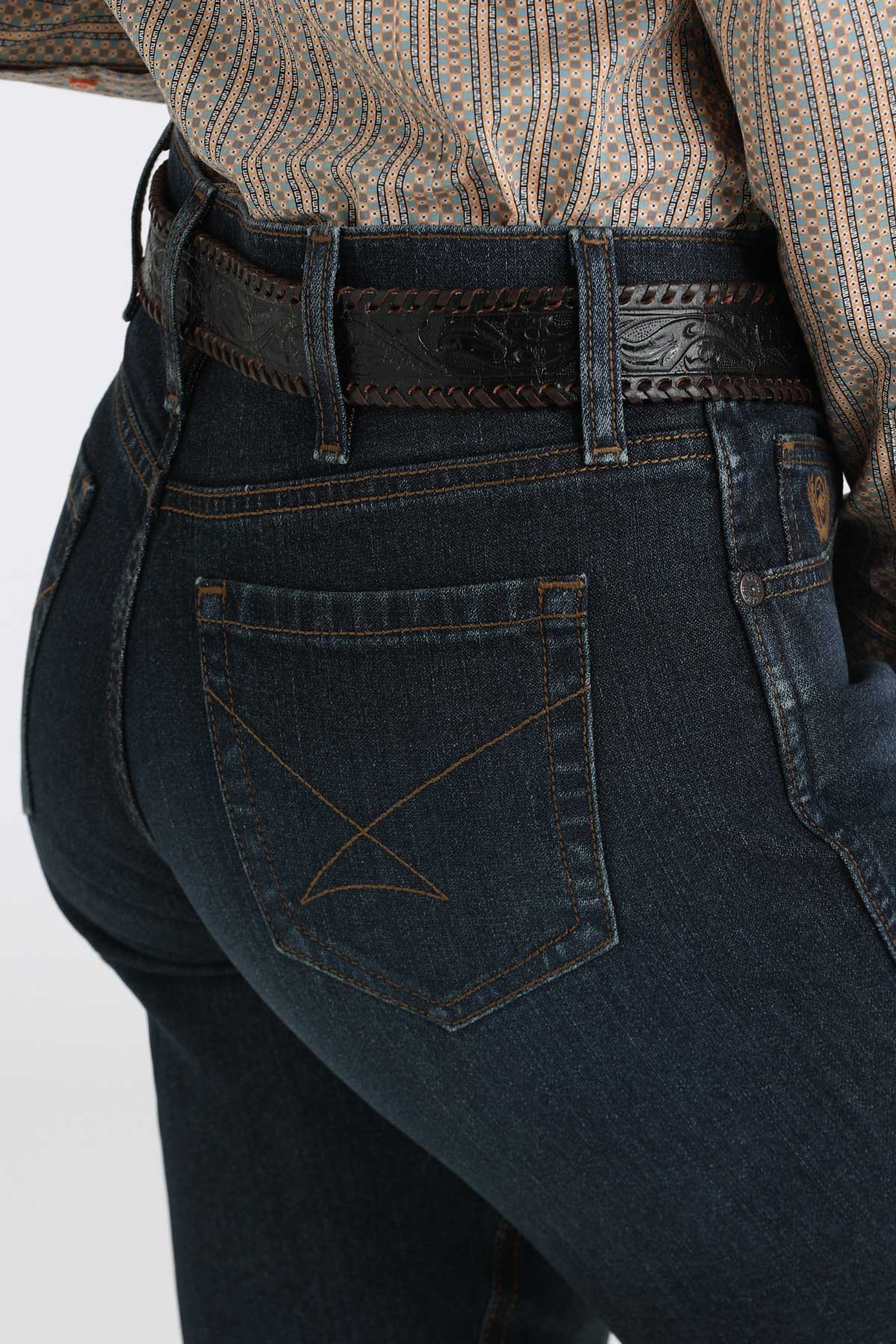 Cinch Ladies Dark Stonewash Classic Moderate Rise Slim Boot Cut Jean