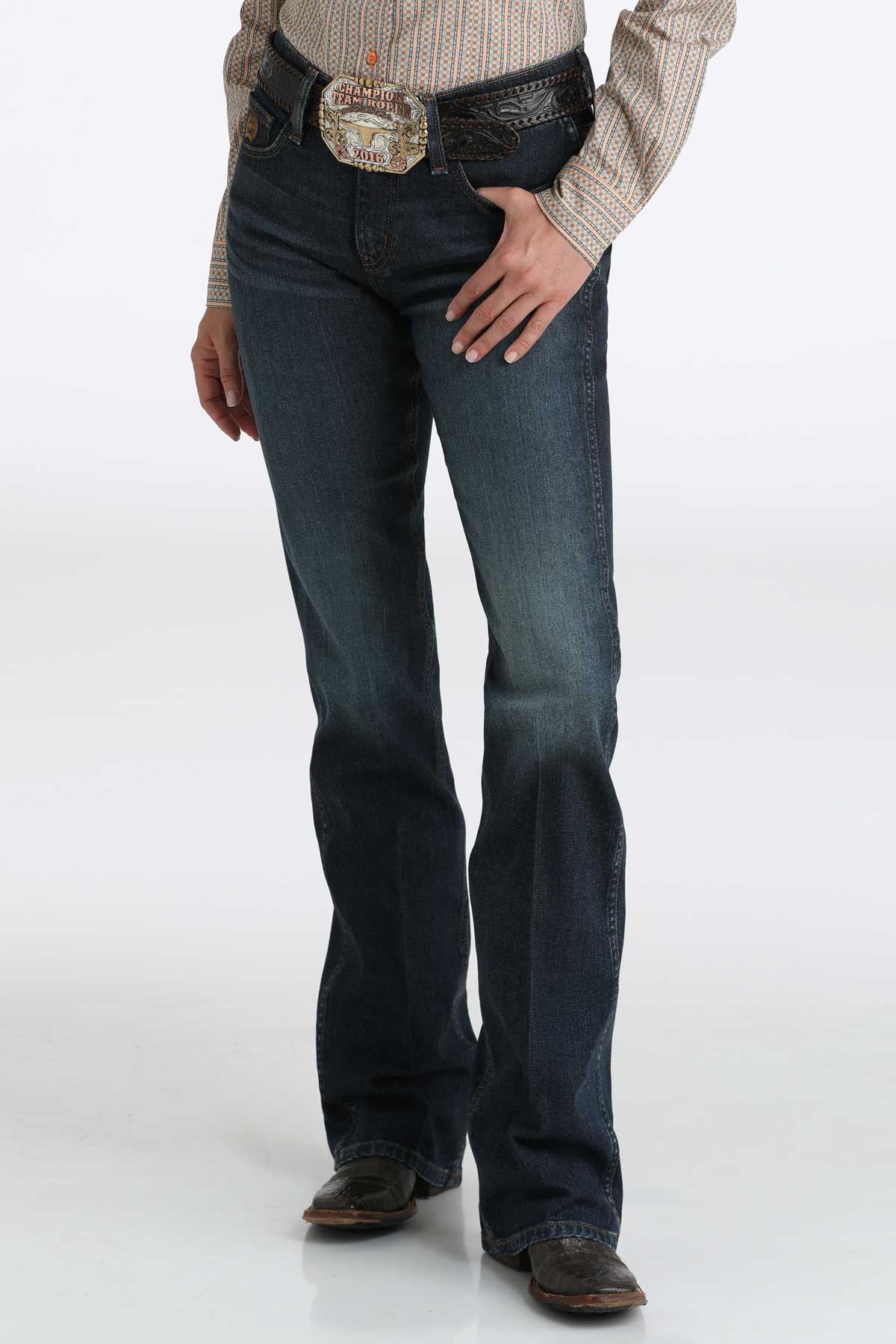 Cinch Ladies Dark Stonewash Classic Moderate Rise Slim Boot Cut Jean