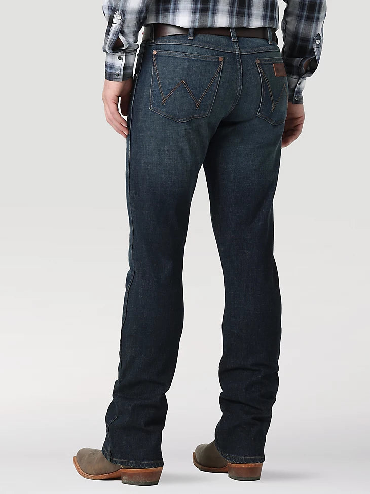 WRANGLER RETRO SLIM TIMBER FIT BOOTCUT JEAN