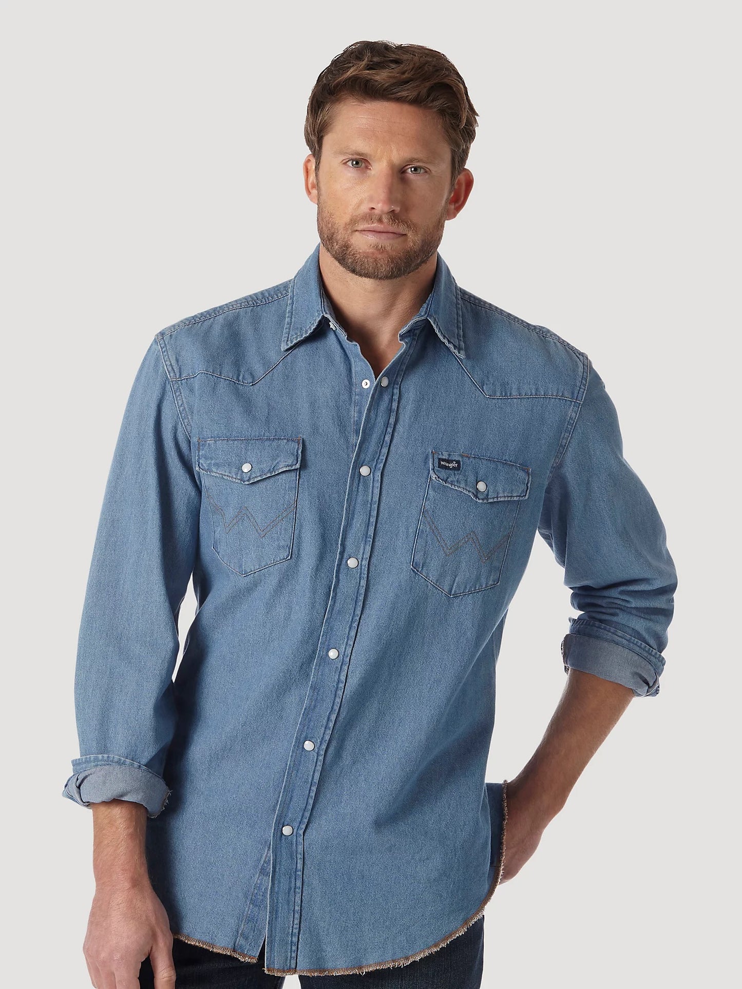 WRANGLER COWBOY CUT DENIM SNAP LONG SLEEVE WORK SHIRT