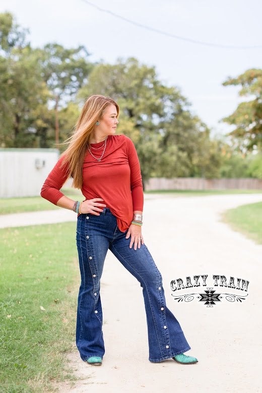 SLEEK STYLE JEANS