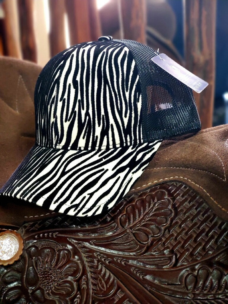 ZEBRA SNAPBACK CAP
