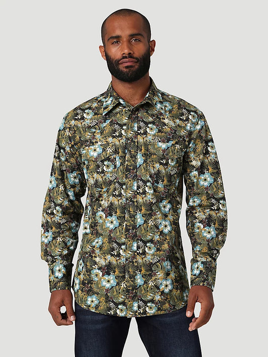 WRANGLER WAY OUT WEST WESTERN SNAP SHIRT IN MONSTERA GREEN