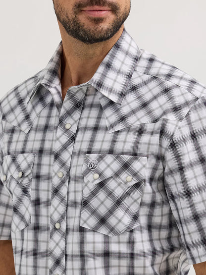 Wrangler Retro Orca Short Sleeve Sawtooth Pocket Western Snap Shirt