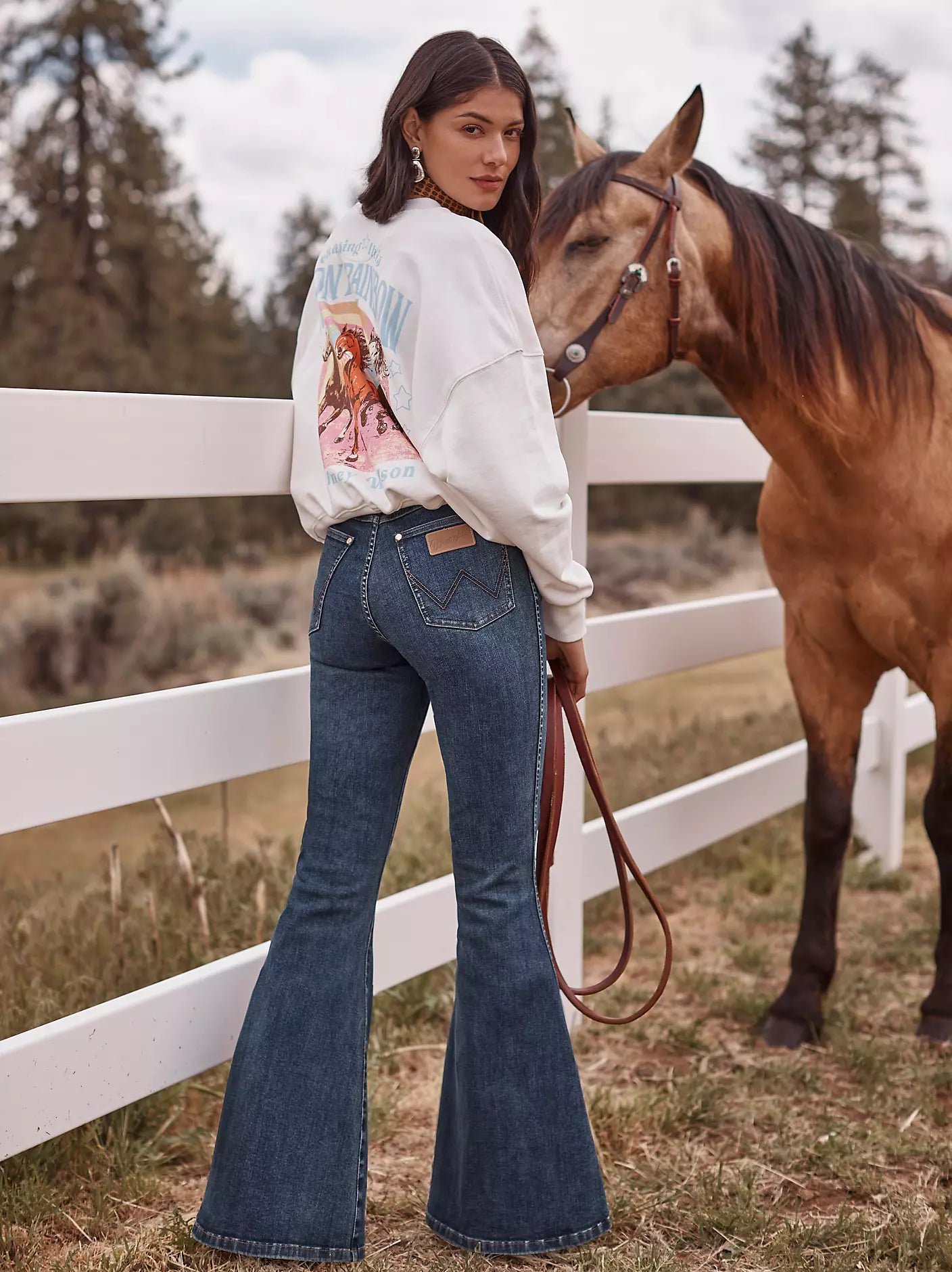 Lainey Wilson x Wrangler Pull-On Bell Bottoms
