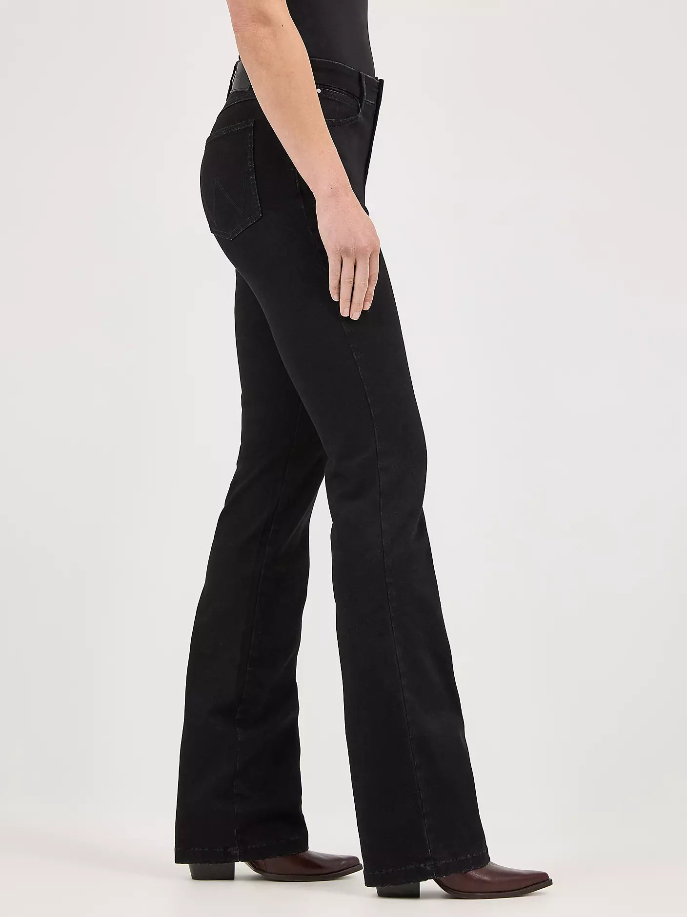 Women's Wrangler BESPOKE High Rise Bootcut Jean