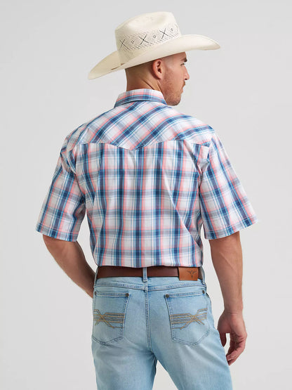 Wrangler Men's 20X Peach Sky Competition Advanced Comfort Short Sleeve Snap Shirt