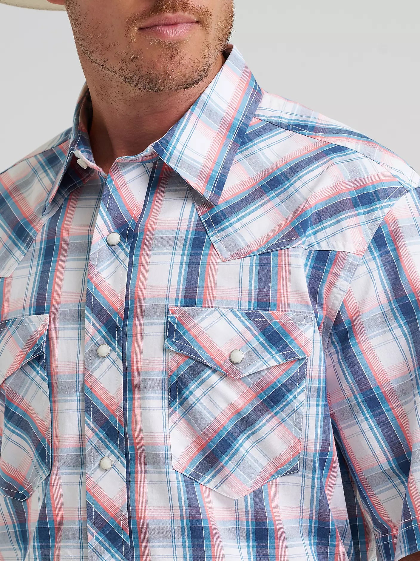 Wrangler Men's 20X Peach Sky Competition Advanced Comfort Short Sleeve Snap Shirt
