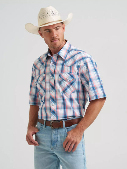 Wrangler Men's 20X Peach Sky Competition Advanced Comfort Short Sleeve Snap Shirt