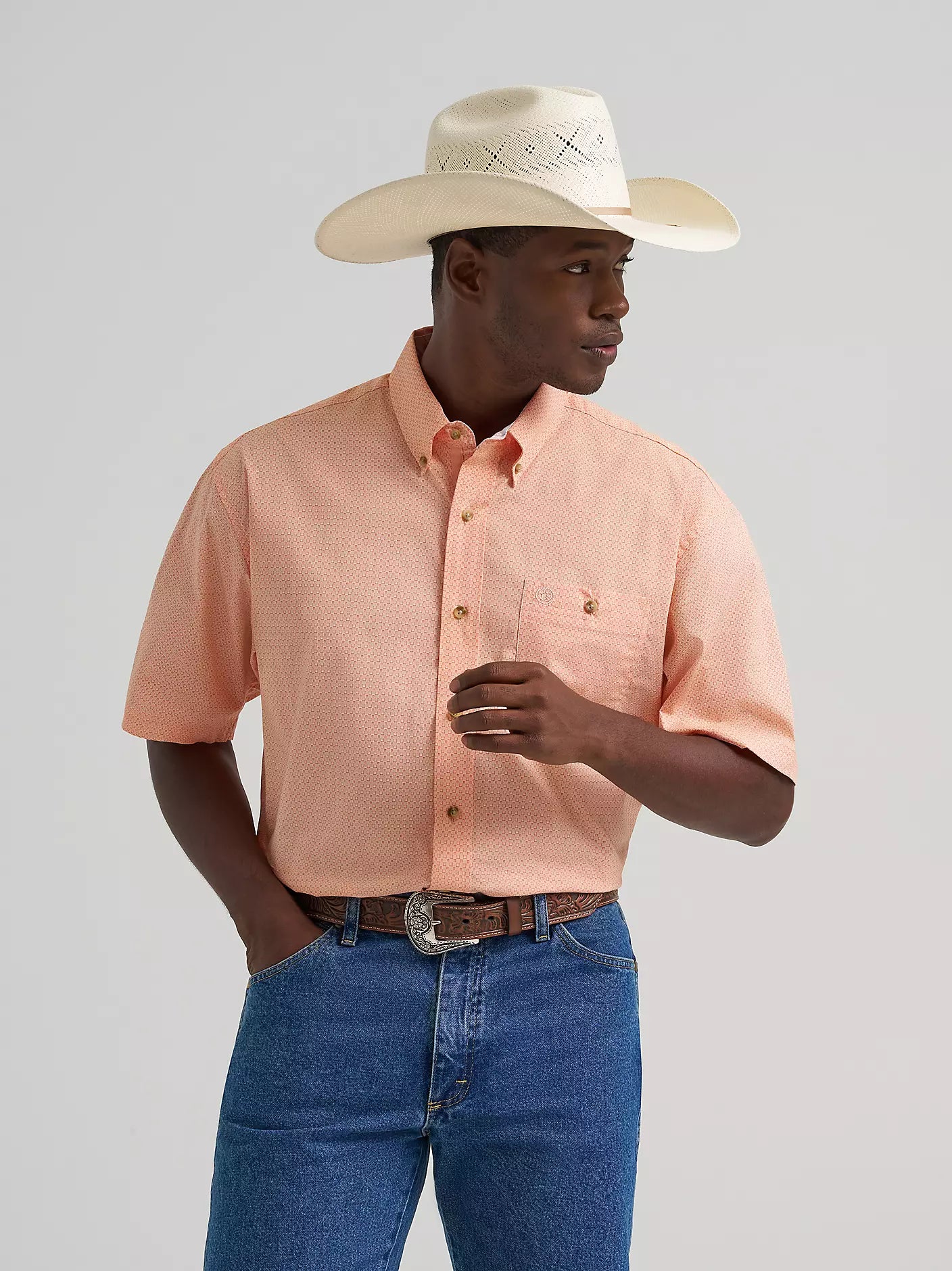 Wrangler George Strait Peach Mod Short Sleeve One Pocket Button Down Shirt