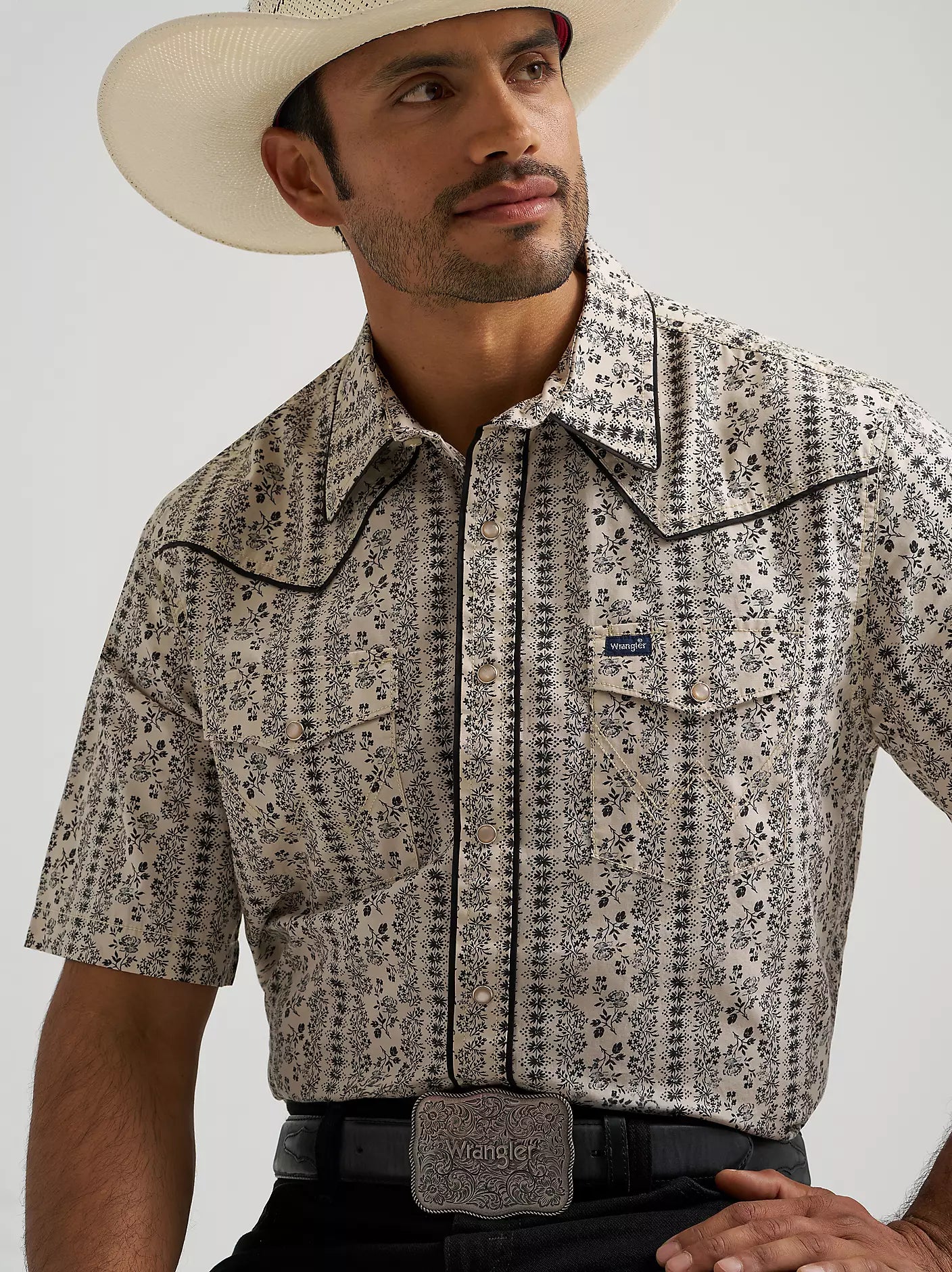Wrangler Ecru Vintage-Inspired Piped Printed Western Snap Shirt