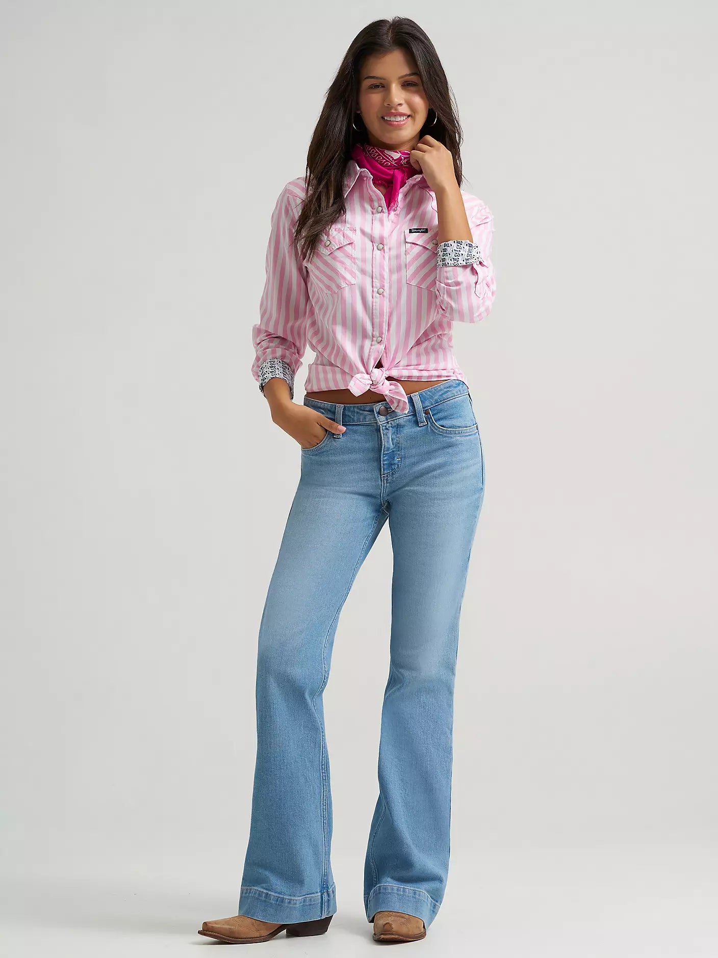 Women's Wrangler All Occasion Pink Stripes Western Snap Shirt