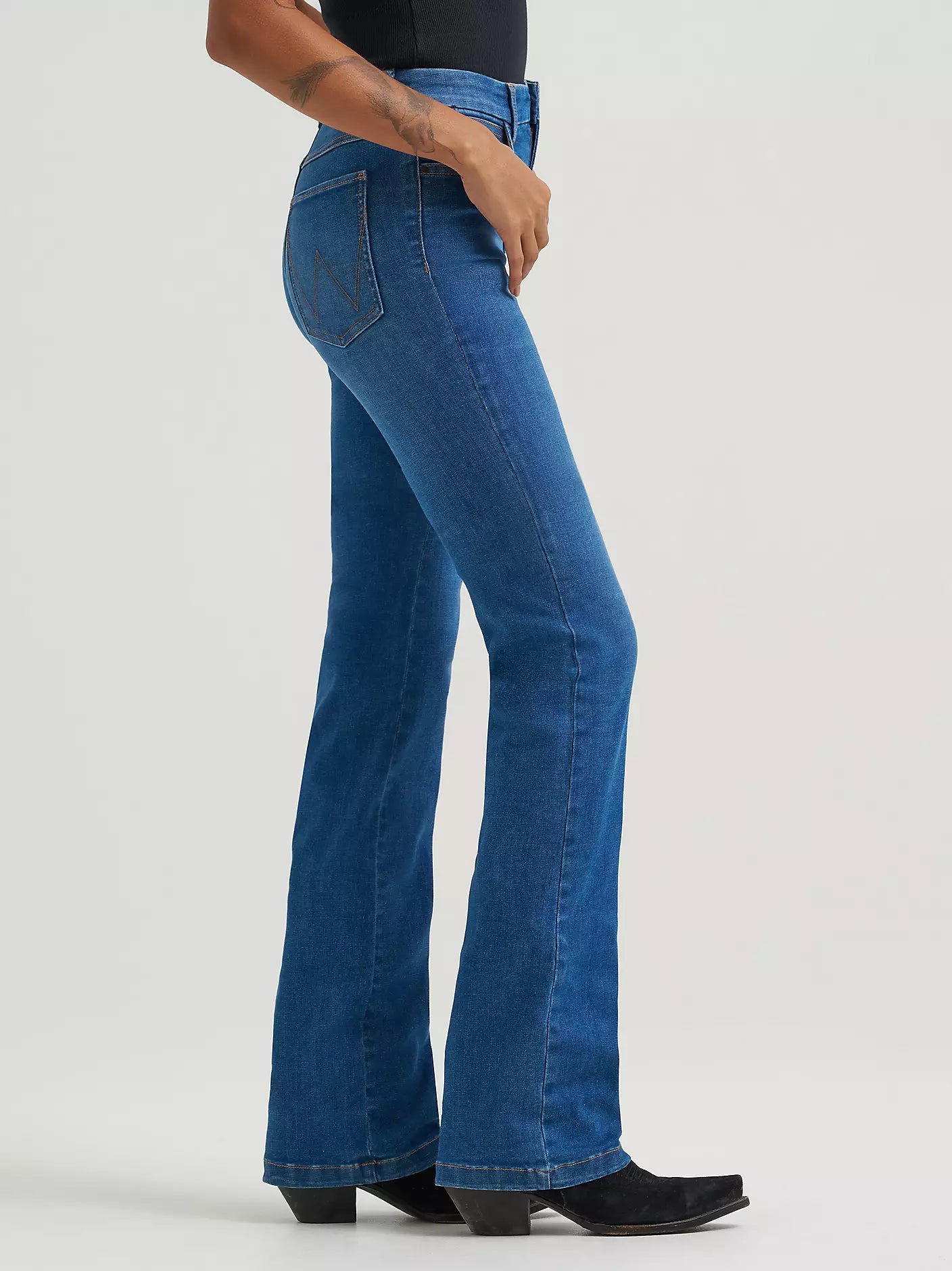 Wrangler Bespoke Pearl High Rise Bootcut Jean