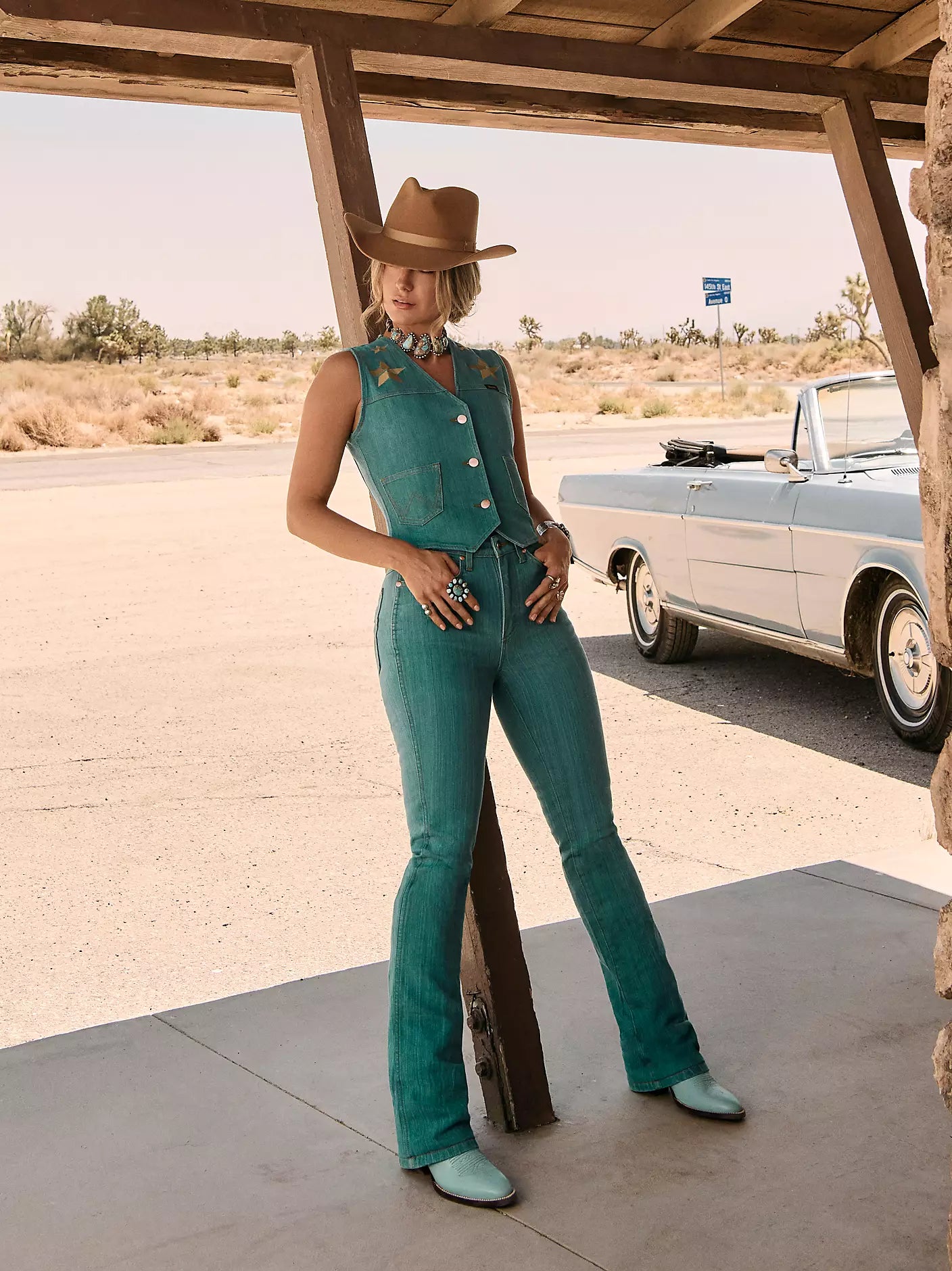 Lainey Wilson x Wrangler Turquoise Boot Huggers