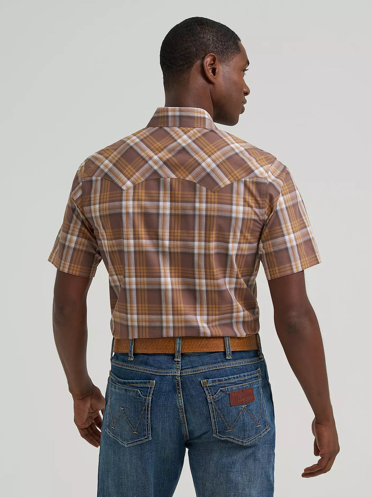 Wrangler Retro Short Sleeve Sawtooth Pocket Western Snap Shirt
