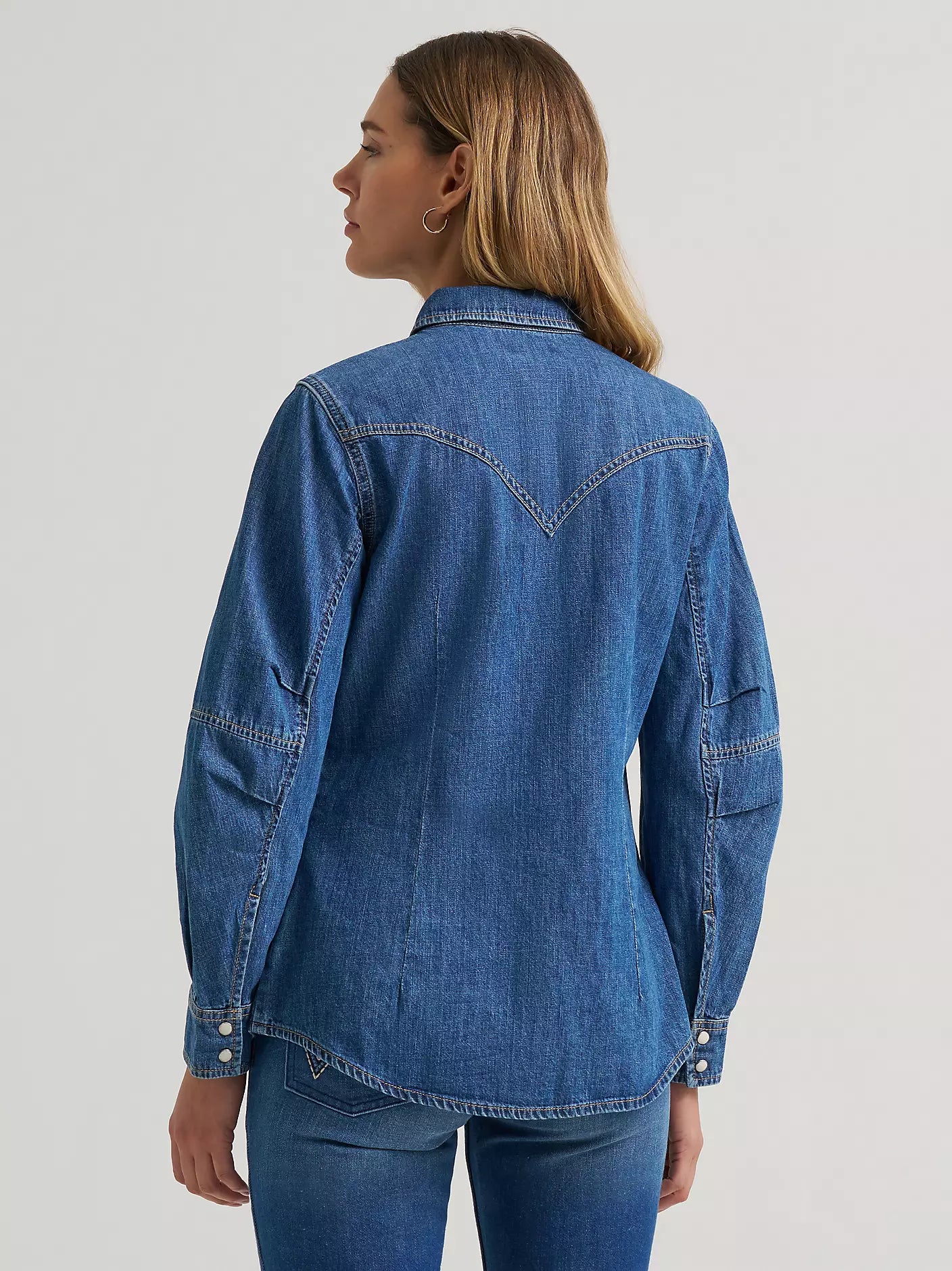 Wrangler Women's Barrel Sleeve Denim Western Snap Shirt