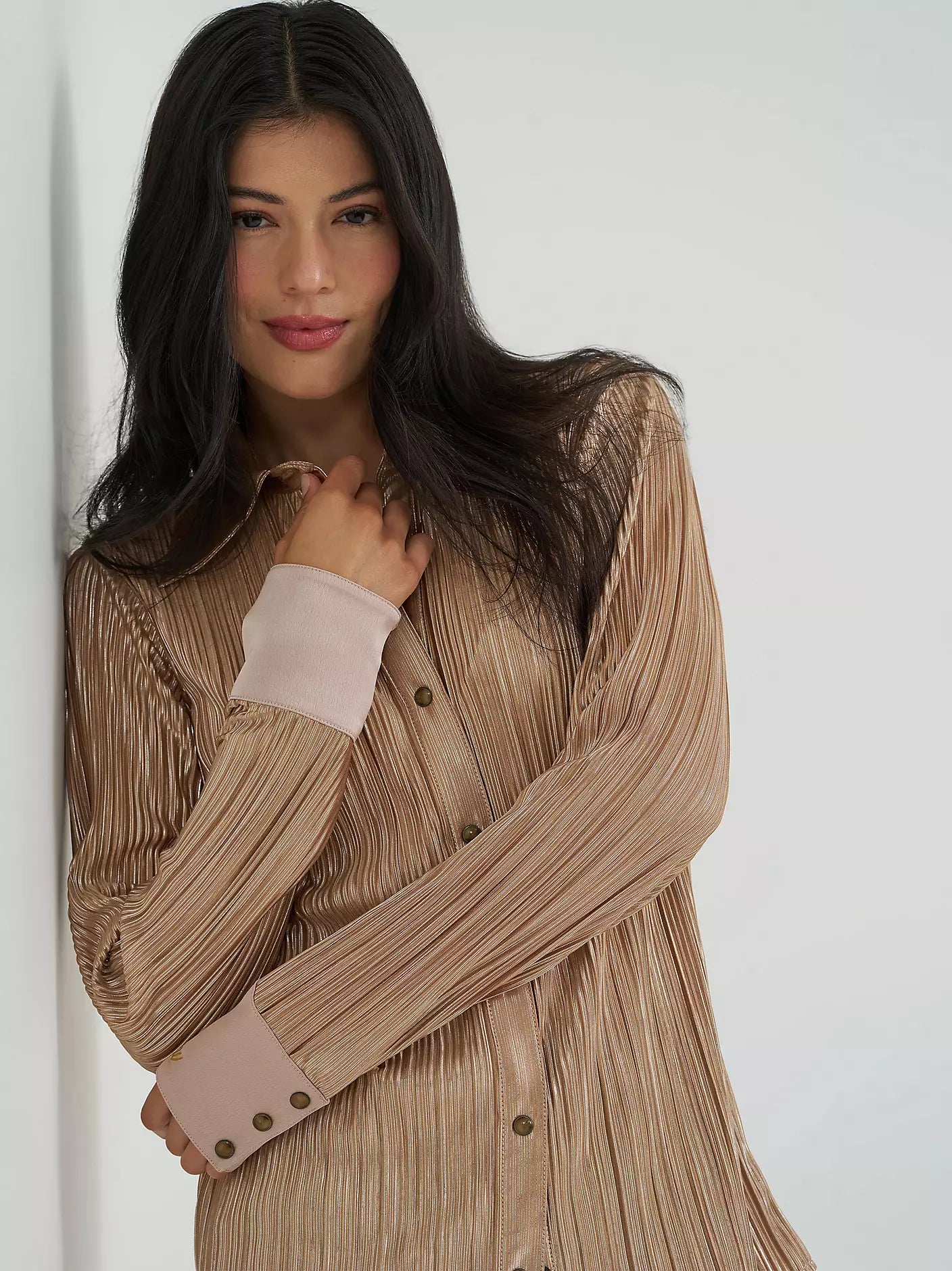 Lainey Wilson x Wrangler Rose Gold Lainey Snap Shirt
