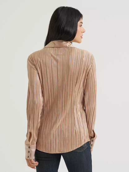 Lainey Wilson x Wrangler Rose Gold Lainey Snap Shirt