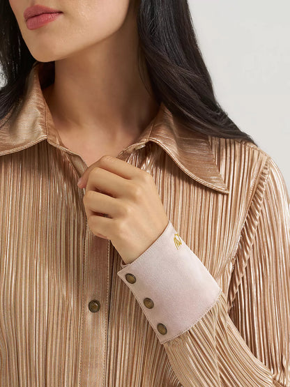 Lainey Wilson x Wrangler Rose Gold Lainey Snap Shirt