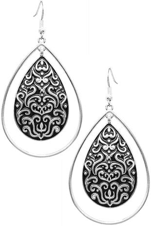 Paisley Pattern Teardrop Dangling Earring