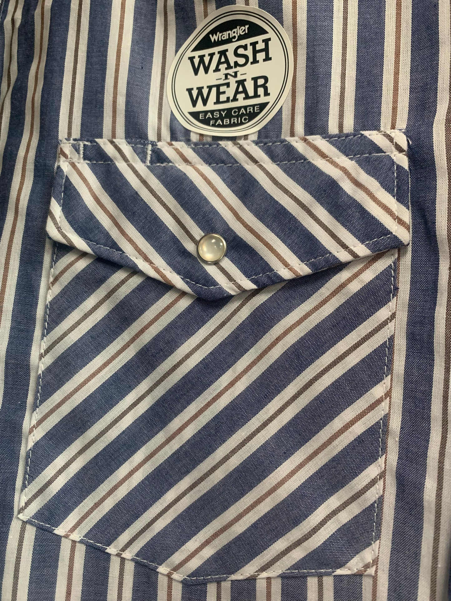 WRANGLER MEN'S WASH N WEARE SHORT SLEEVE BUTTON UP