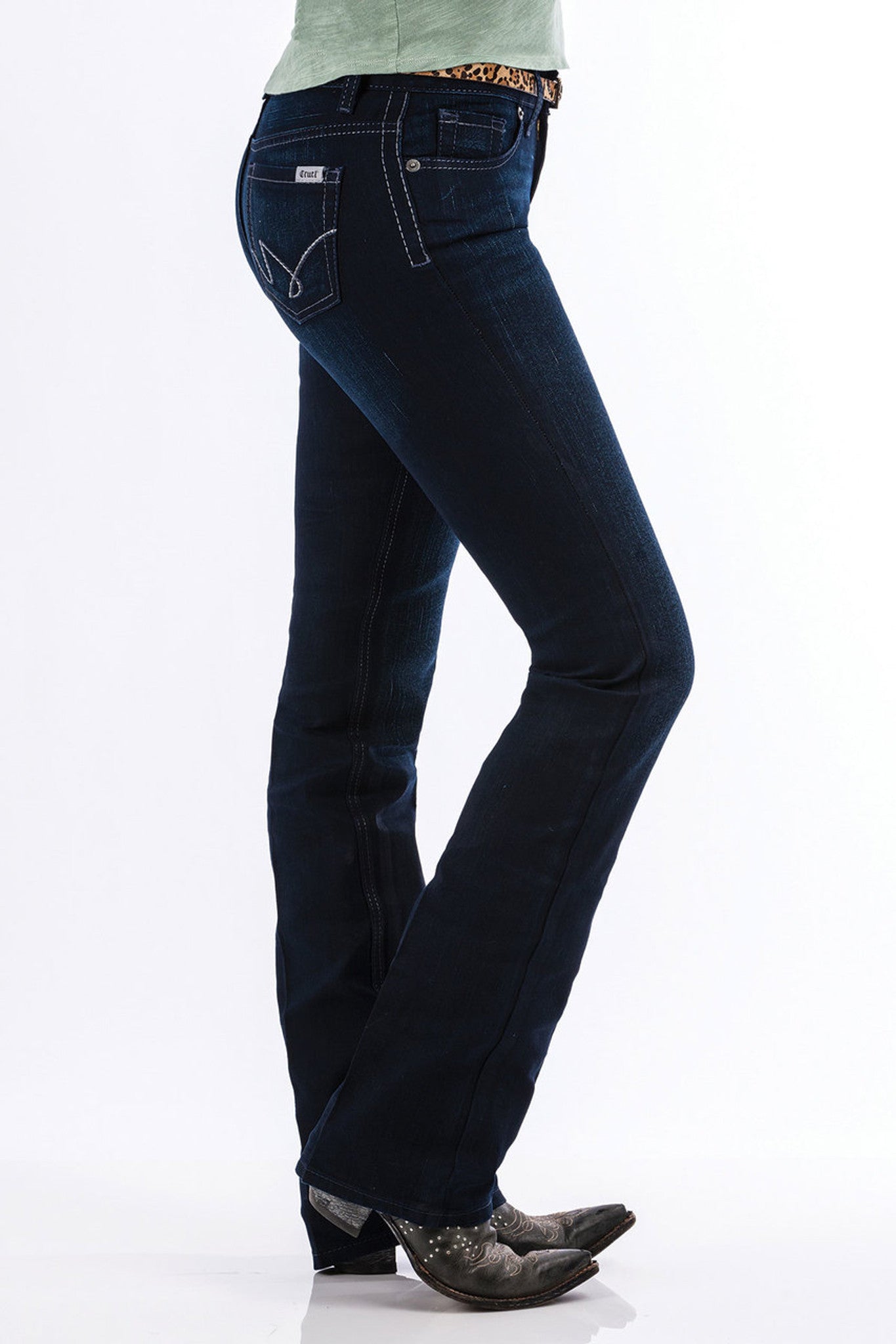 CRUEL HANNAH DARK WASH MODERATE RISE SLIM BOOT CUT JEAN