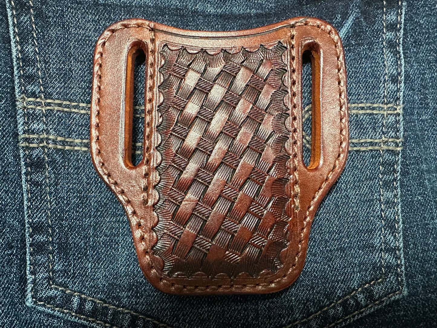 BASKET WEAVE SQUARE BOTTOM PANCAKE KNIFE SHEATH