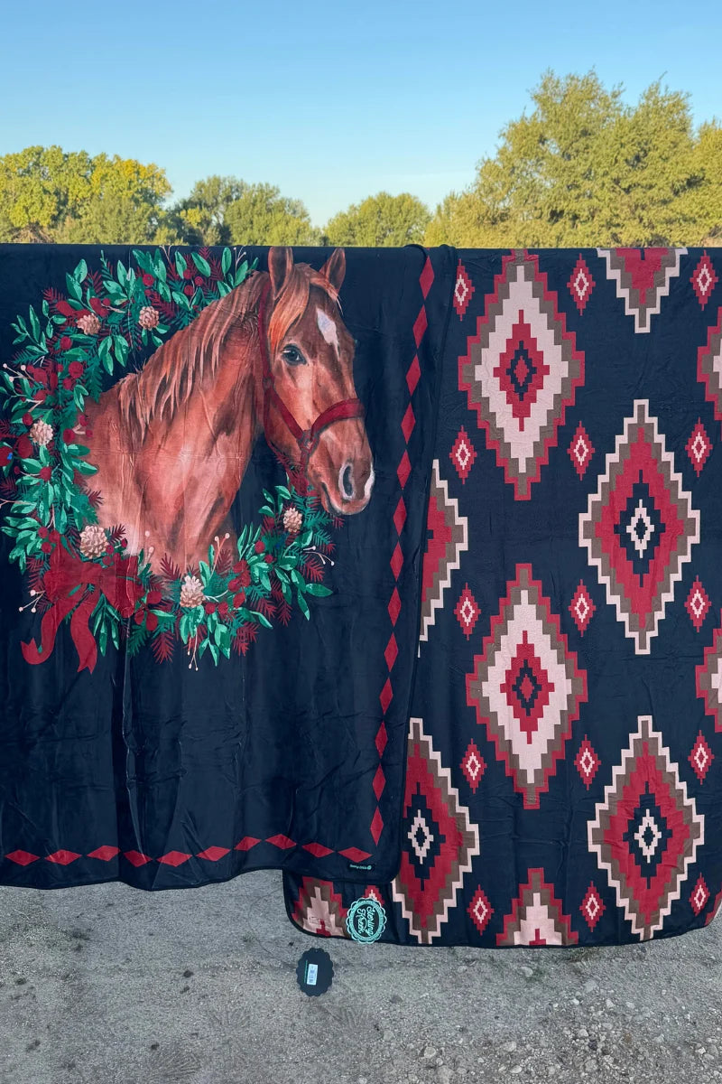 Homestead Holly Blanket
