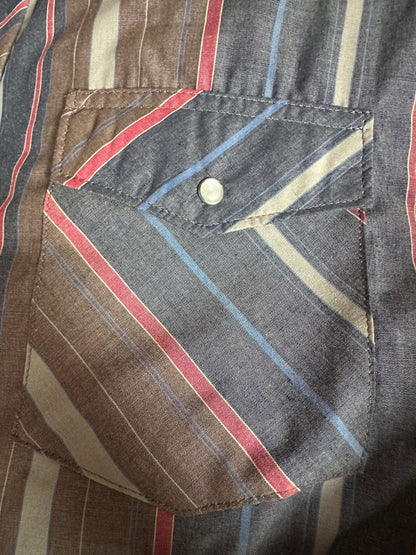 WRANGLER MEN'S WASH N WEAR SHORT SLEEVE BUTTON UP