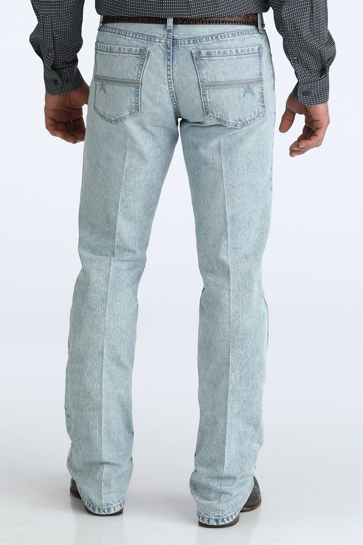 Cinch Men's Ian Light Stone Wash Mid Rise Slim Fit Boot Cut Jean
