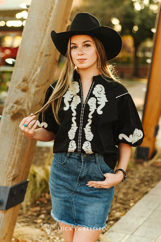 Classic Western Unfinished Hem Mid Wash Skirt