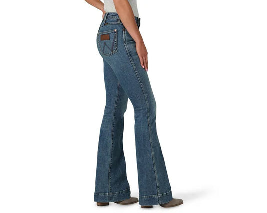 Wrangler Women's Retro High Rise Trouser Jean