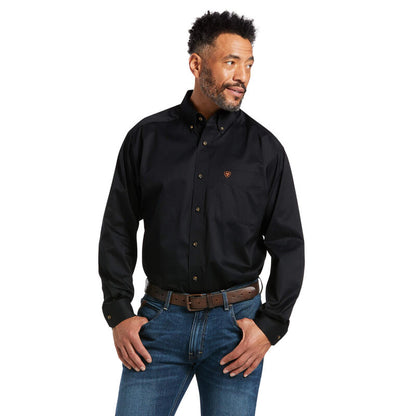 Ariat Solid Twill Black Classic Fit Shirt