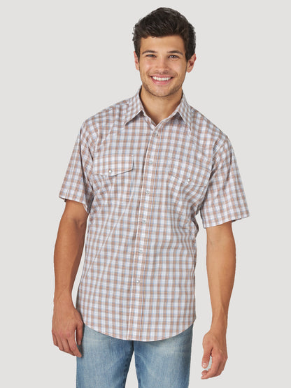 WRANGLER BROWN PLAID WRINKLE RESIST SHORT SLEEVE SHIRT