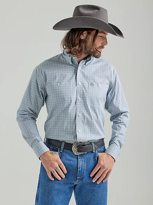 WRANGLER GEORGE STRAIT LONG SLEEVE TWO POCKET BUTTON DOWN PRINT SHIRT IN GREY