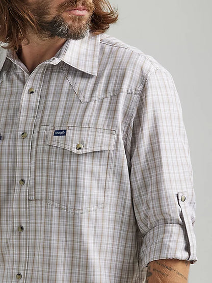 WRANGLER PERFORMANCE SNAP LONG SLEEVE PLAID SHIRT IN TAN PLAID