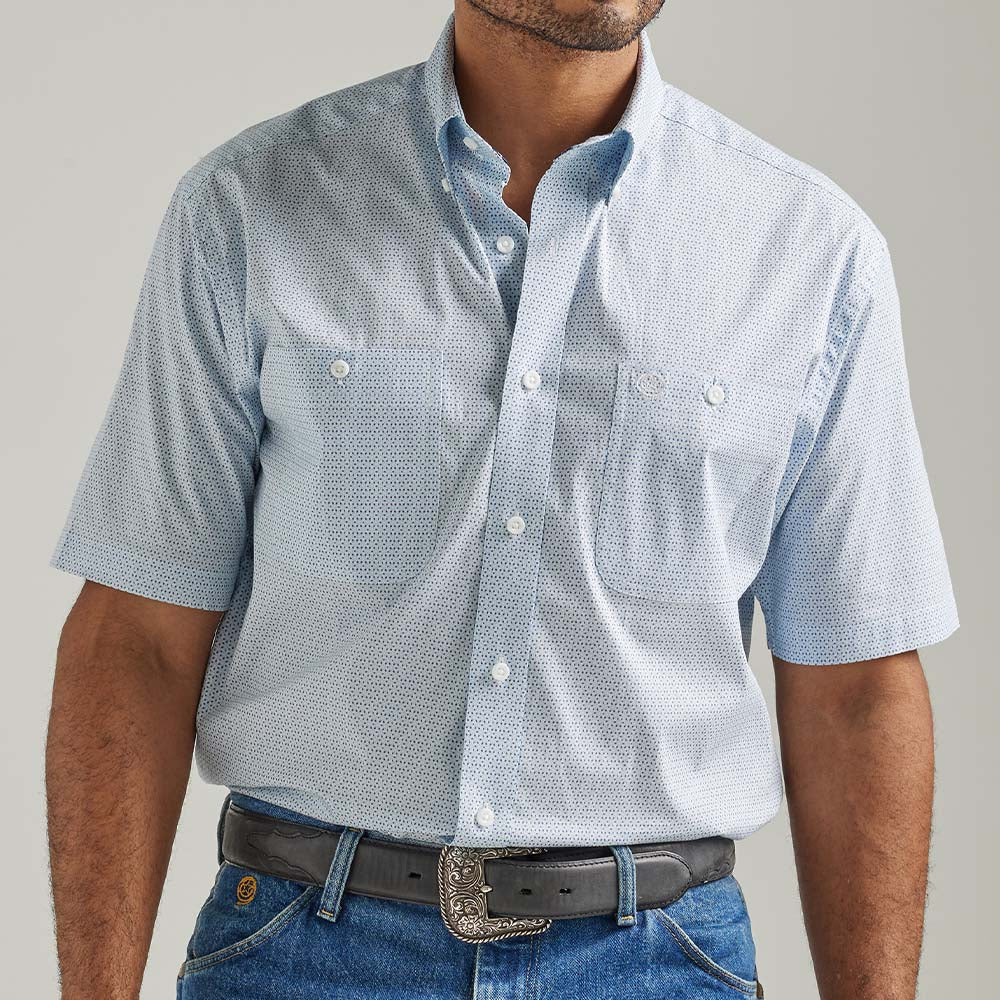 Wrangler Men's George Strait Collection Light Blue Geo Print Short Sleeve Western Shirt