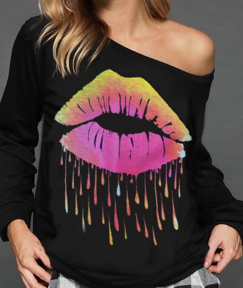 LIP WIDE NECK SWEATSHIRT