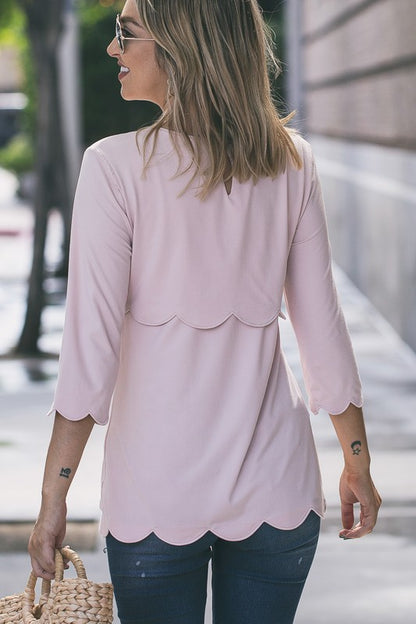 PALE PINK SCALLOP TOP