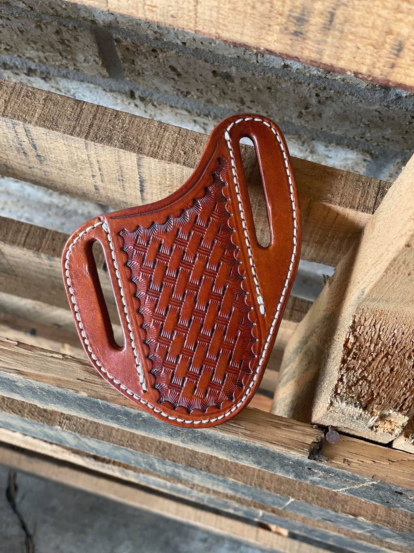 BASKETWEAVE SMILE PANCAKE KNIFE SHEATH