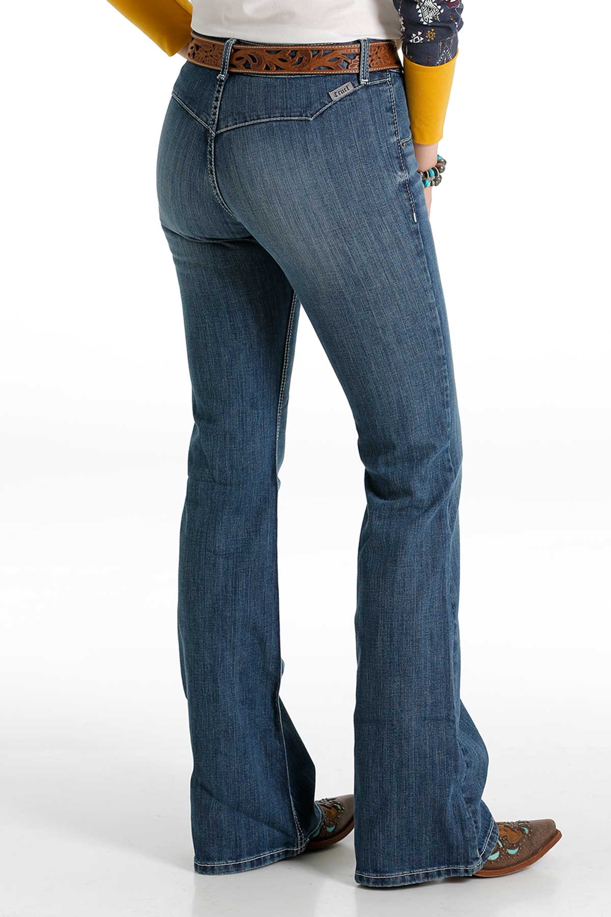 CRUEL HANNAH MODERATE RISE SLIM FLARE JEAN