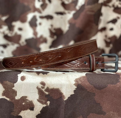 BROWN LEATHER DIAMOND BELT WITH BLACK BUCKLE