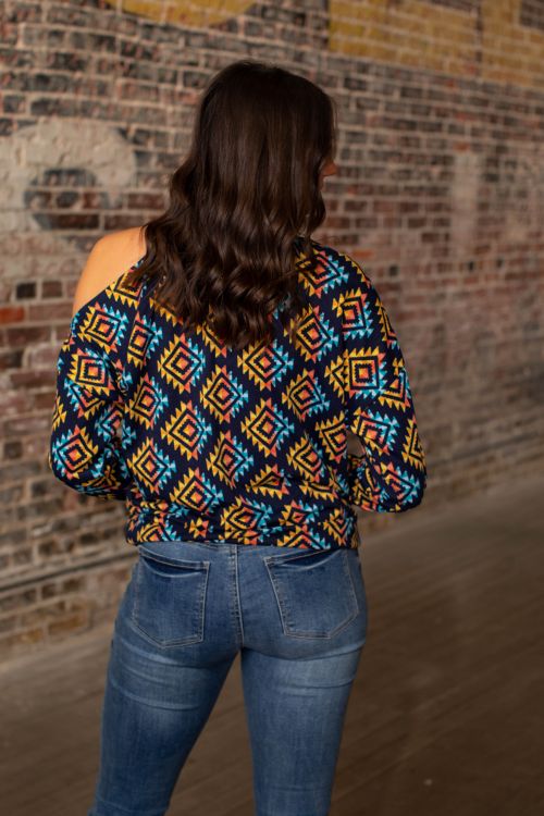 NAVY AND YELLOW HIGH NECK PULLOVER TOP