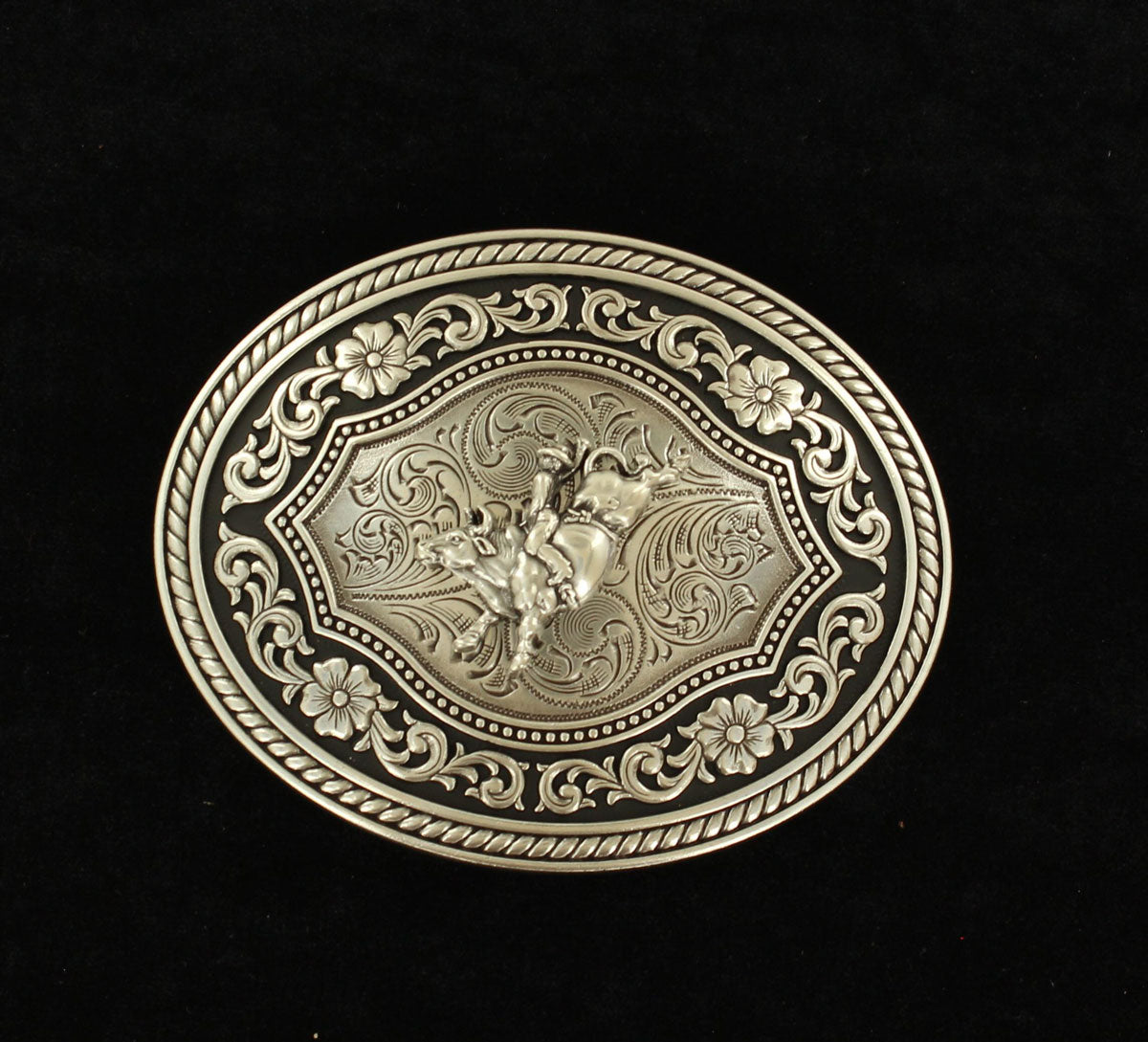 Rope Edge Scroll Bull Rider Motif Oval Buckle