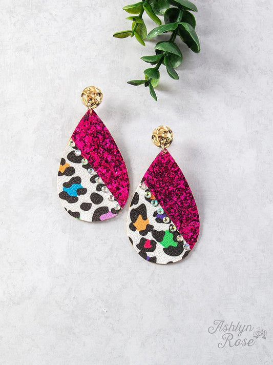 SPLIT BETWEEN SHINE AND GRIND TEARDROP EARRING